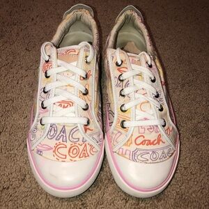 Coach Barrett Graffiti Print Lace-Up Low-Top Canvas Sneakers (Poppy Collection)
